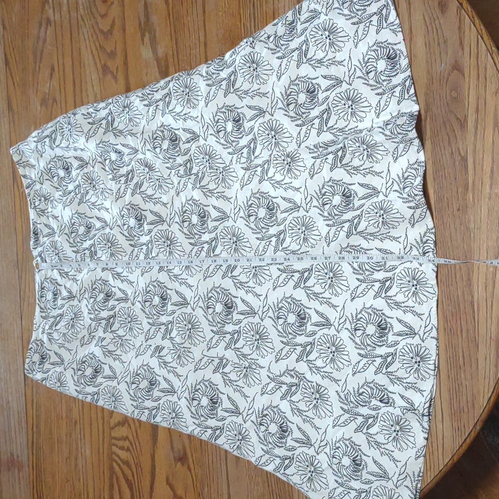 Cato White and Black Boho skirt. Size 18/20